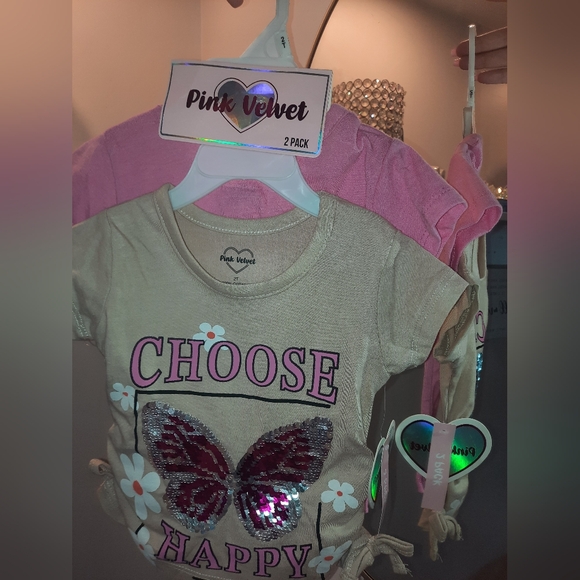 Pink Velvet Butterfly Sequin T-Shirt Pack - Picture 5 of 6